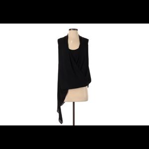 BCBGMaxazria Black Sleeveless Asymmetrical Hem Top sz XS